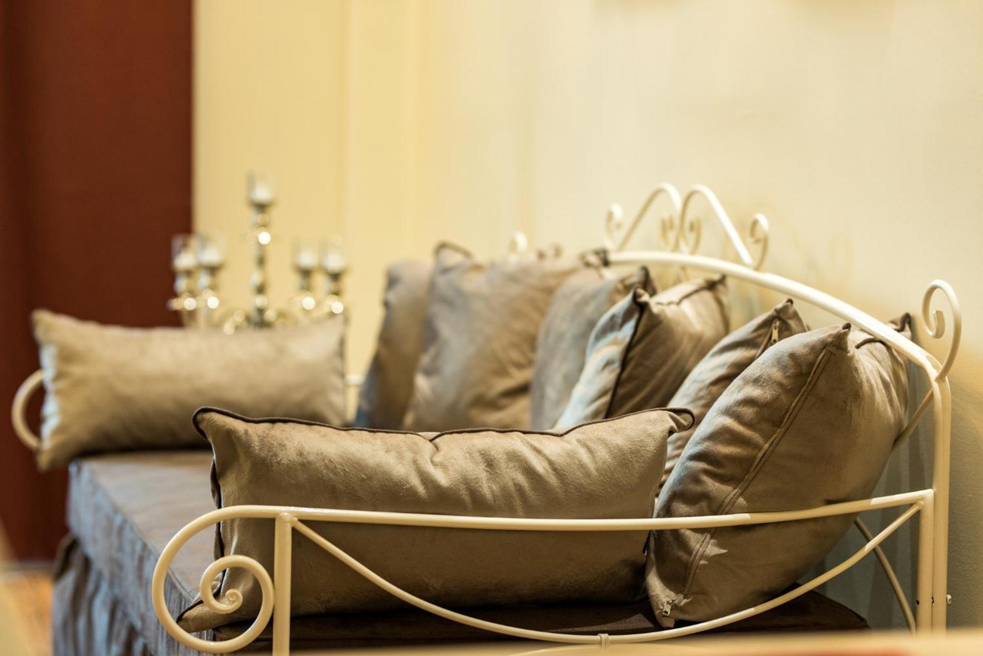 Oinoelia Luxury Suites & Residence โปตอส ภายนอก รูปภาพ