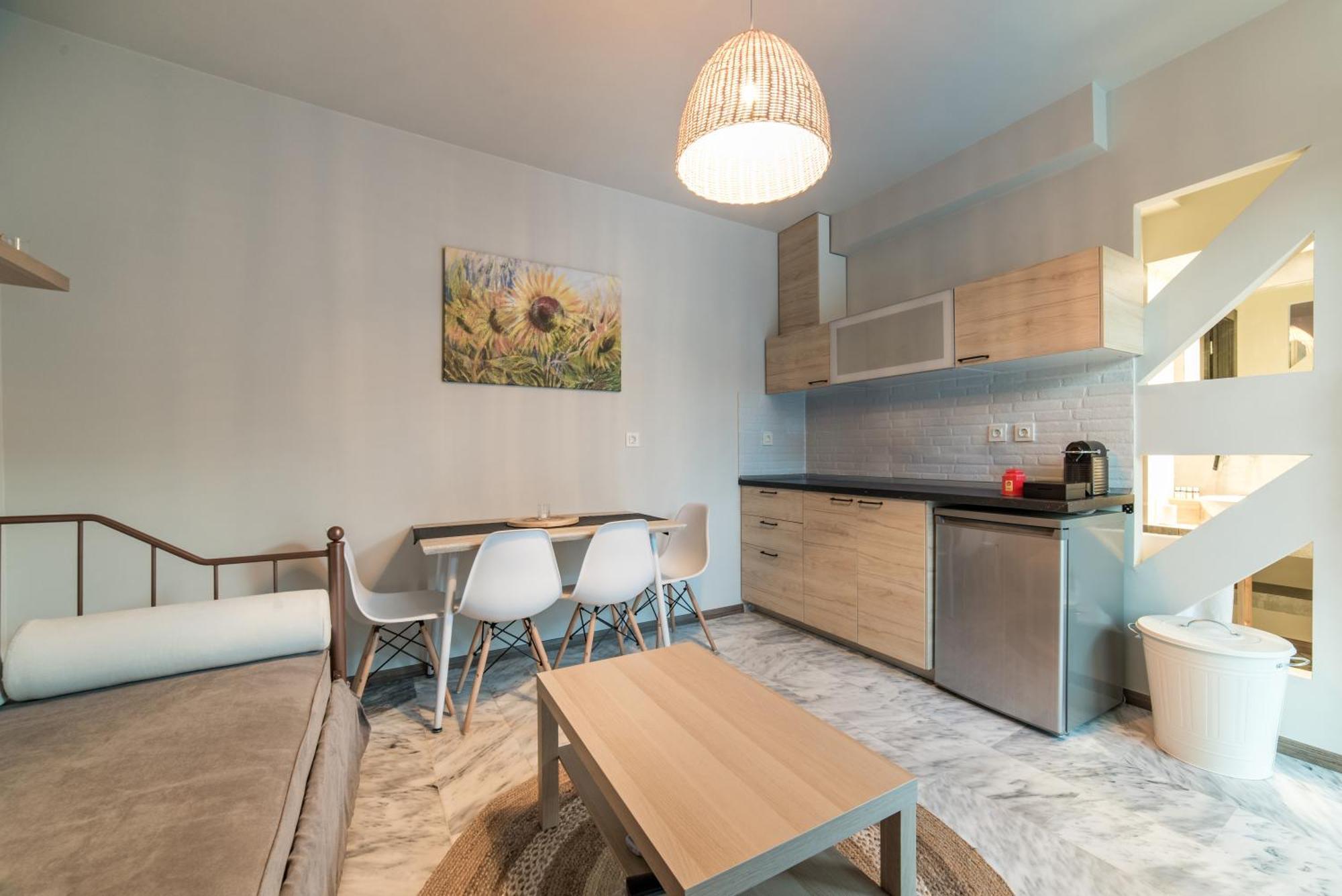 Oinoelia Luxury Suites & Residence โปตอส ภายนอก รูปภาพ