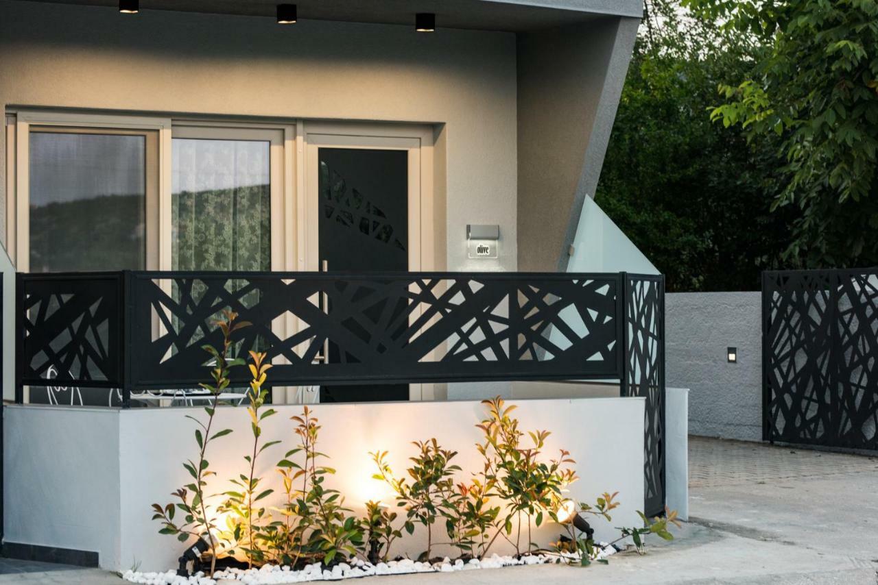 Oinoelia Luxury Suites & Residence โปตอส ภายนอก รูปภาพ